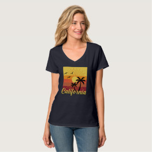 California Design - Women's Basic V-Neck T-Shirt