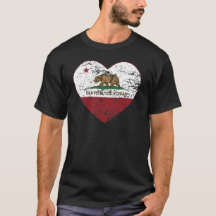 california flag isla vista heart distressed T-Shirt