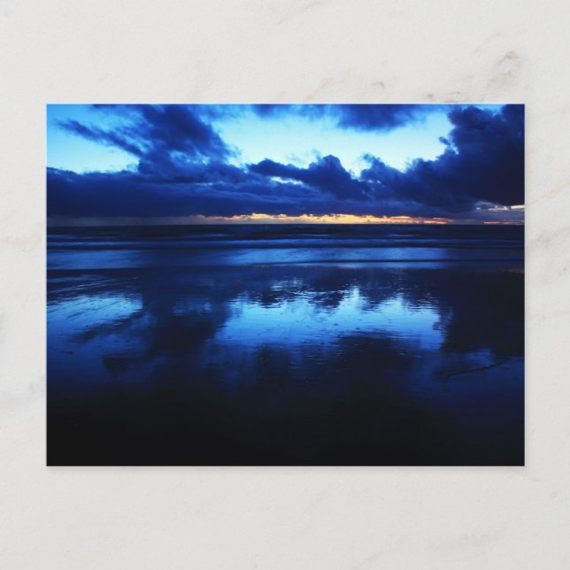 California - Manhattan Beach. Cold Sunset Postcard (Front)
