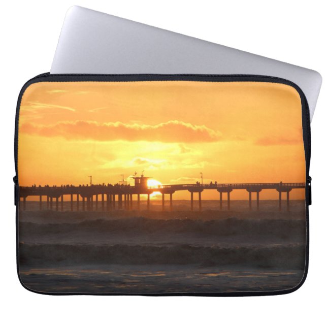 California Peer at Sunset Laptop Sleeve (Front)
