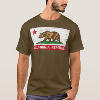 California Republic Flag  CA  Distressed Design  C T-Shirt