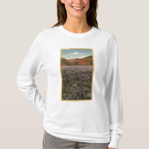 CaliforniaWild Lupine Flowers in Bloom T-Shirt