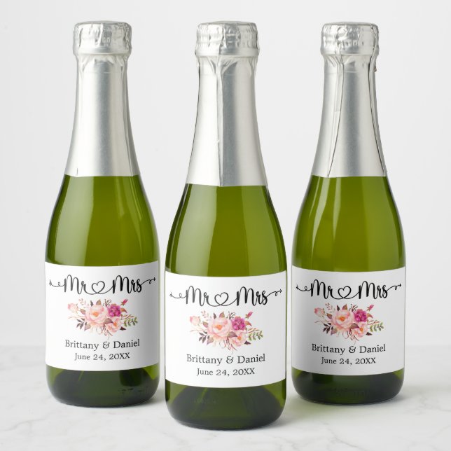 Calligraphy Heart Floral Mr. and Mrs. Wedding Mini Sparkling Wine Label (Bottles)