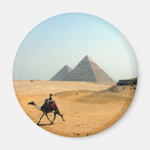 camel pyramid magnet