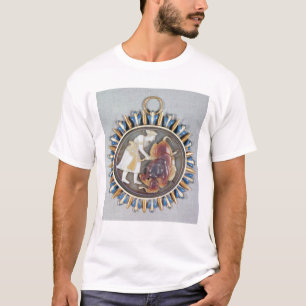 Cameo depicting Emperor Shah Jahan killing lion T-Shirt