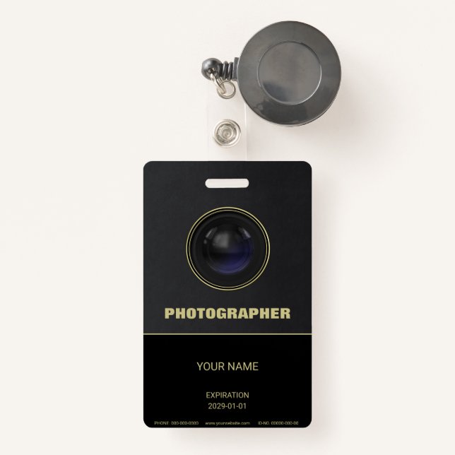 Camera Lens Badge ID Badge (Front with Retractable)