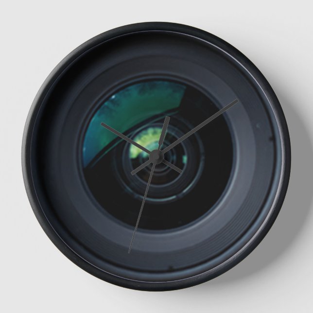 Camera Lens Clock (Front)