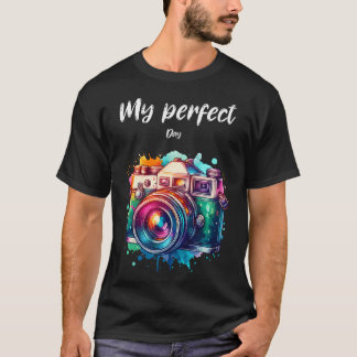 Camera Watercolour Photographer Gifts For Birthday T-Shirt