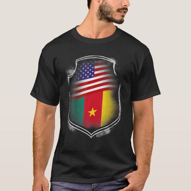 Cameroon Cameroon USA Flags Cameroonian American P T-Shirt (Front)