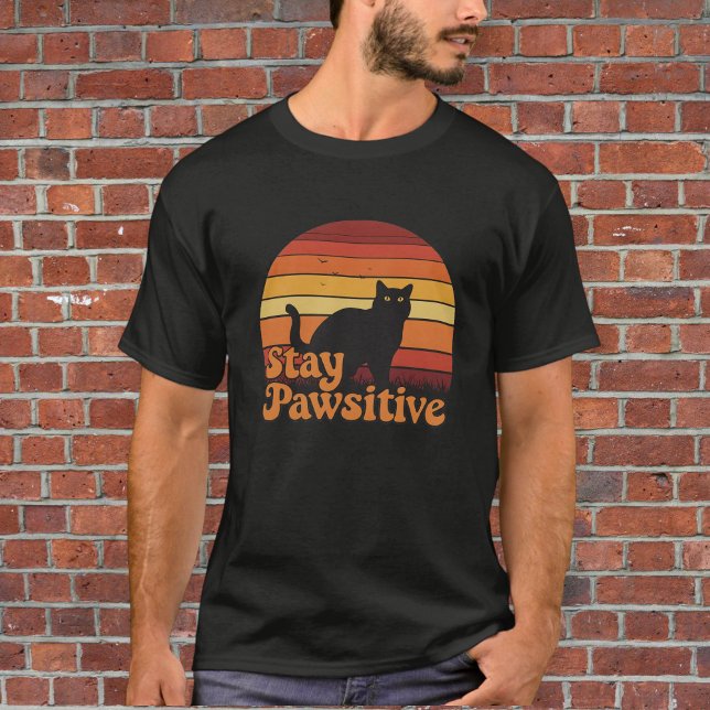 Camiseta T-shirt Stay Pawsitive with Black Cat  (Creator Uploaded)