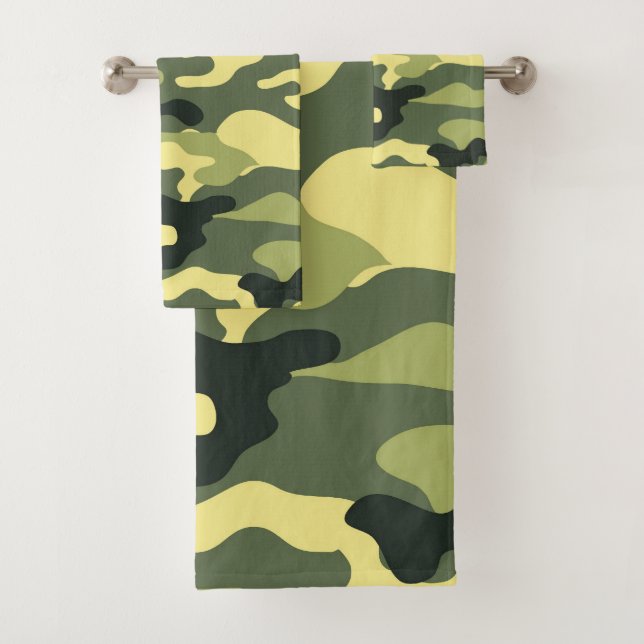 Camo Camping Hunting Green Camouflage Bath Towel Set (Insitu)