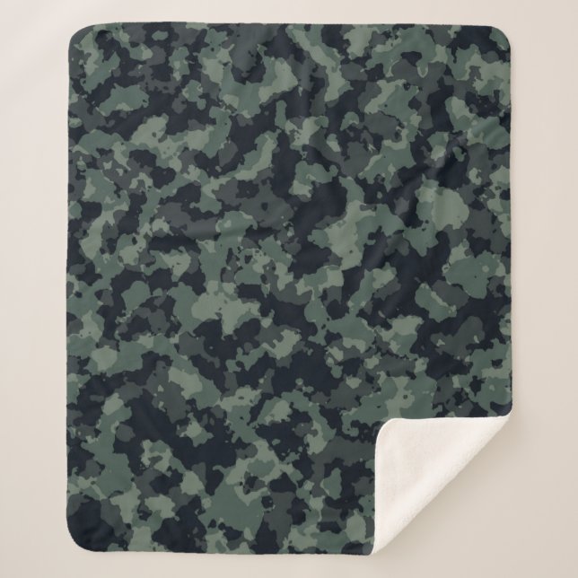 Camouflage military texture sherpa blanket (Front)