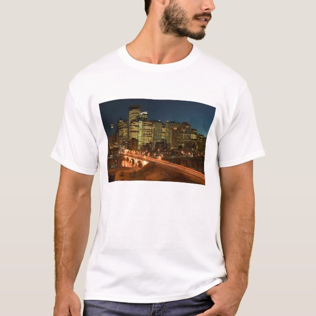 Canada, Alberta, Calgary: Downtown Calgary, T-Shirt (Front)