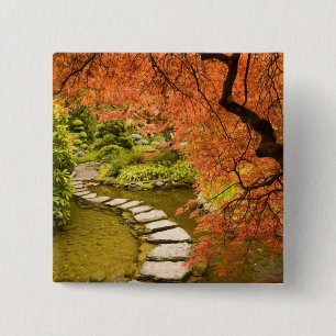 CANADA, British Columbia, Victoria. Autumn 15 Cm Square Badge
