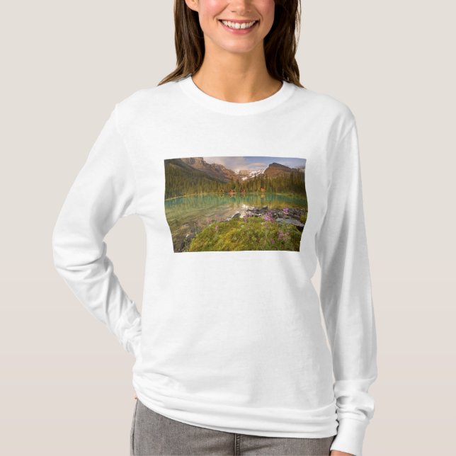 Canada, British Columbia, Yoho National Park. 2 T-Shirt (Front)