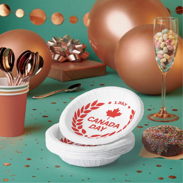 Canada Day Wreath Paper Bowls Plate (Multi)