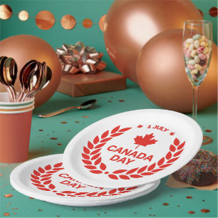 Canada Day Wreath Paper Plates