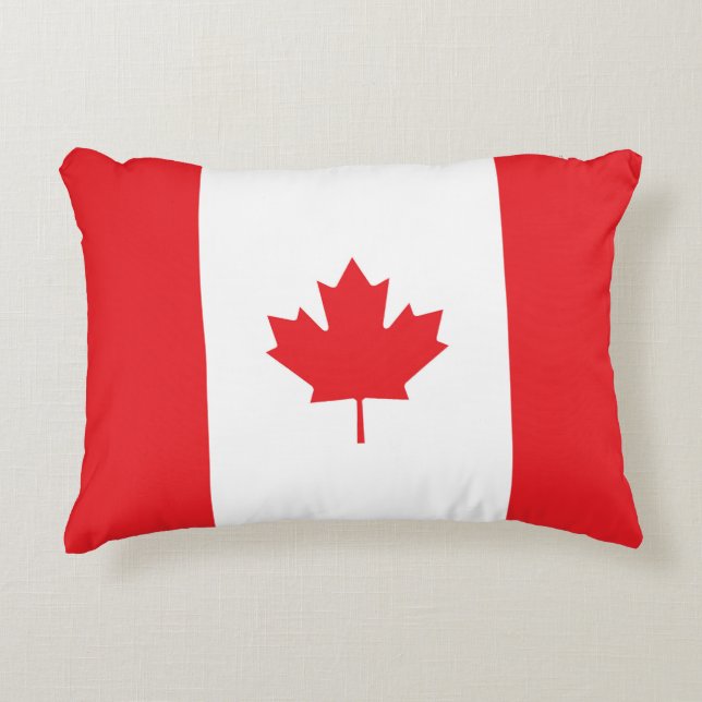 Canada flag decorative cushion (Front)