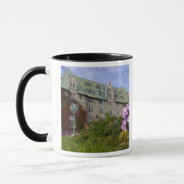 Canada,  Quebec. Charlevoix region, 2 Mug (Left)