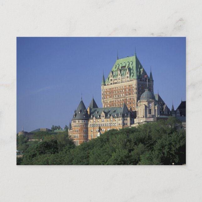 Canada, Quebec City.  Chateau Frontenac. Postcard (Front)