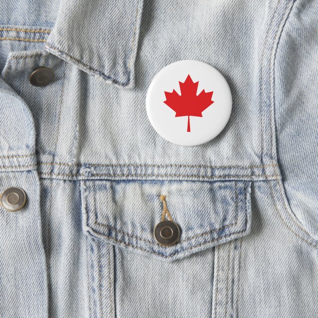 canadian maple red leaf 6 cm round badge (In Situ)