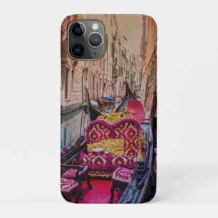 Canal with traditional gondola in Venice, Italy Case-Mate iPhone Case