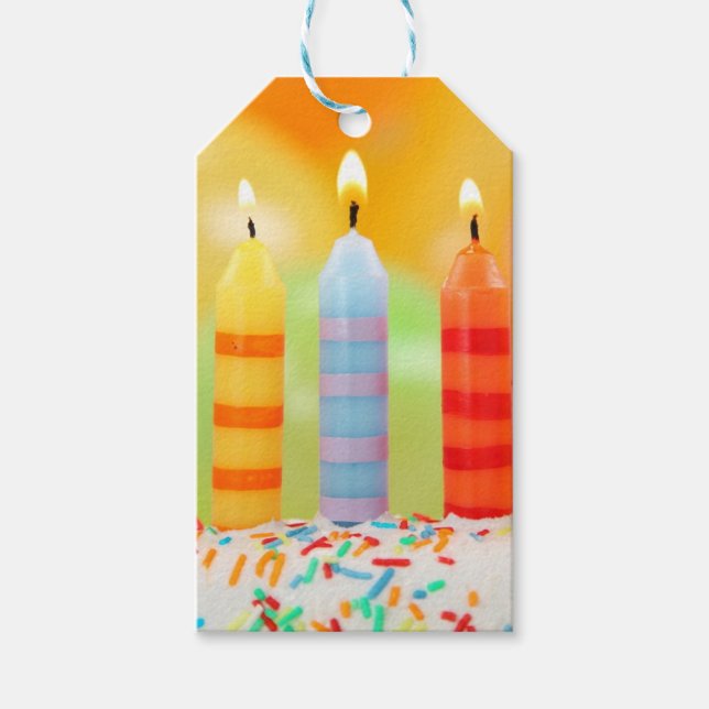 Candles Gift Tags (A tag with a birthday cake with three candles, the background is orange and green.)
