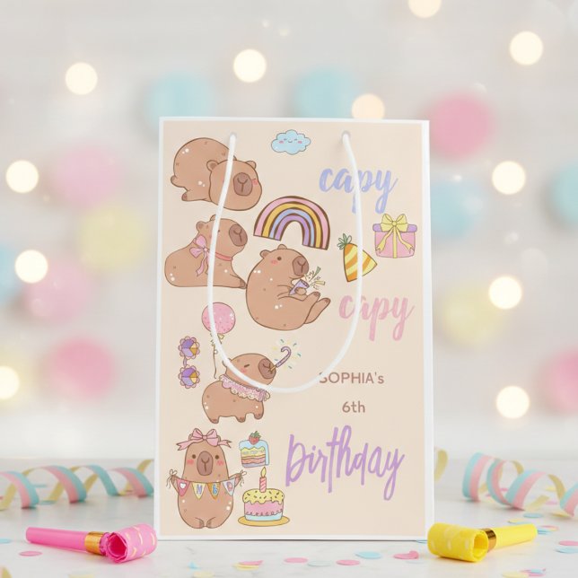 Capy capy birthday medium gift bag (Creator Uploaded)