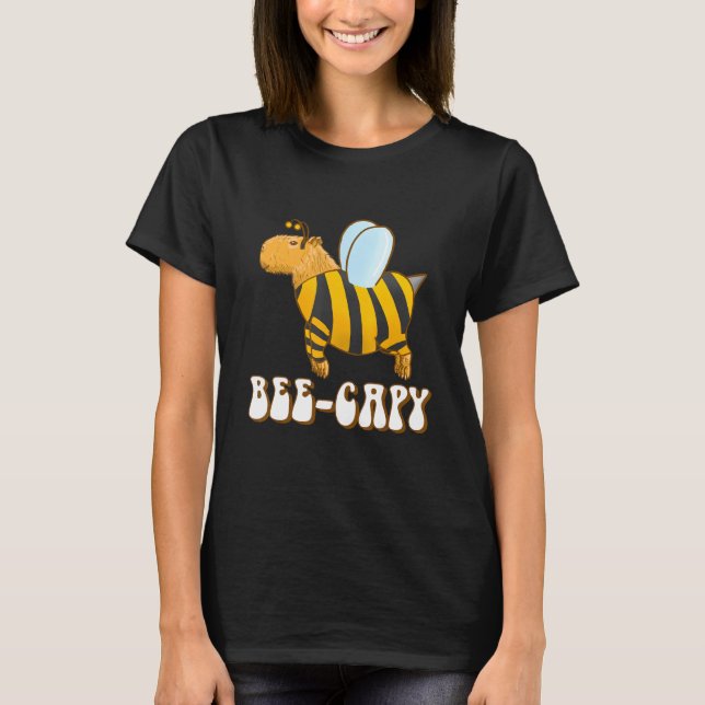 Capybara the fun bee capy T-Shirt (Front)