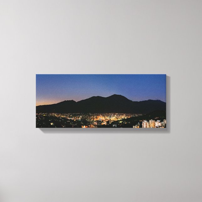 Caracas at night canvas print (Front)