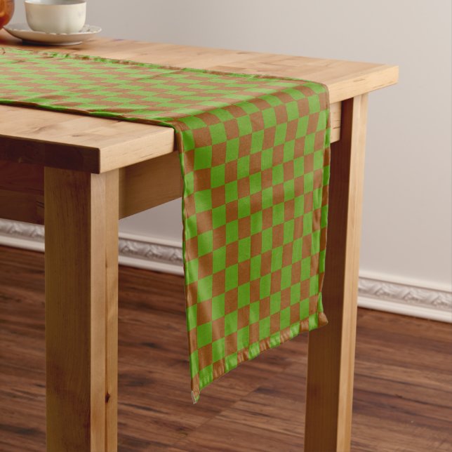 Caramel apple checkered board pattern short table runner (In Situ)