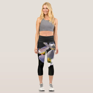 Cardamine Pratensis Flowers lecapcnm Capri Leggings
