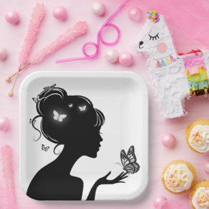 Cardboard plates The woman butterflies