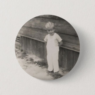 Carl 6 Cm Round Badge