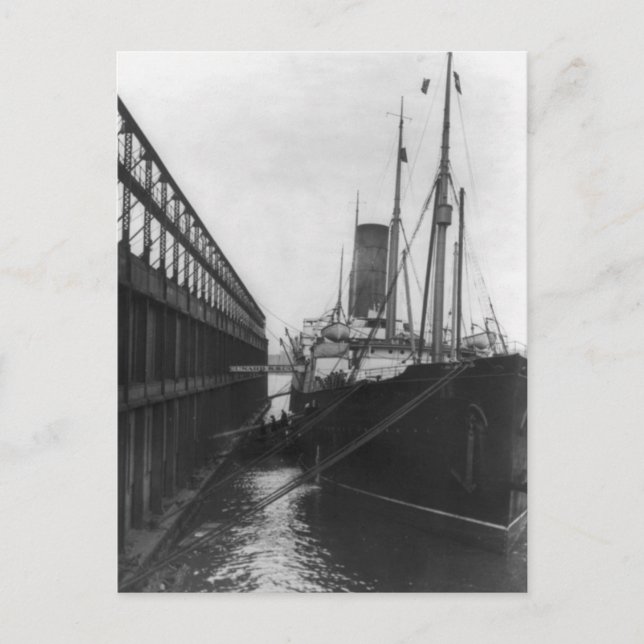 Carpathia in dock in New York 1912 Postcard (Front)