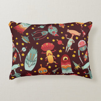 Cartoon aliens vintage seamless pattern. decorative cushion