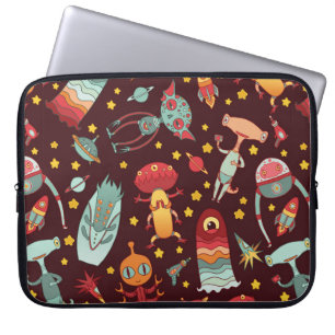 Cartoon aliens vintage seamless pattern. laptop sleeve