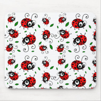 Cartoon ladybugs pattern mouse pad