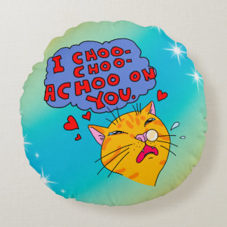 Cartoon Style Cat With Sneezing Loving Text  Round Cushion