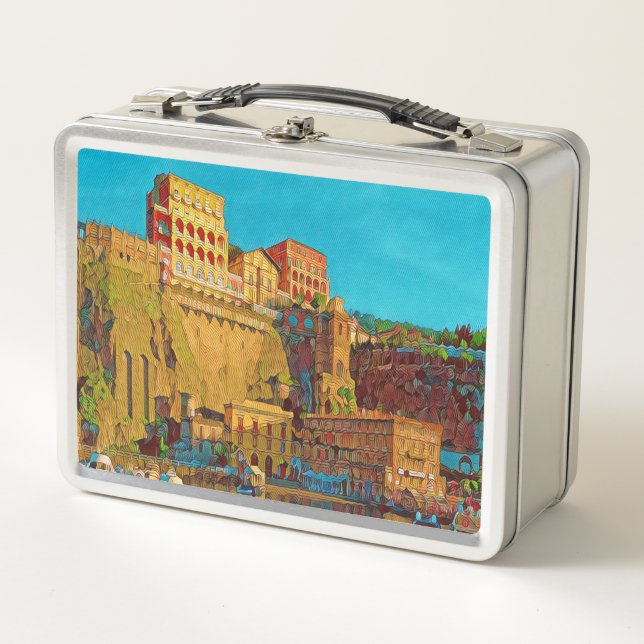Cartridge macro shot - metal lunch box (Front)