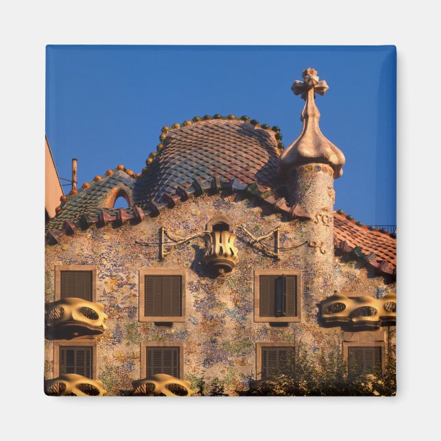 Casa Batilo, Gaudi Architecture, Barcelona, Magnet (Front)