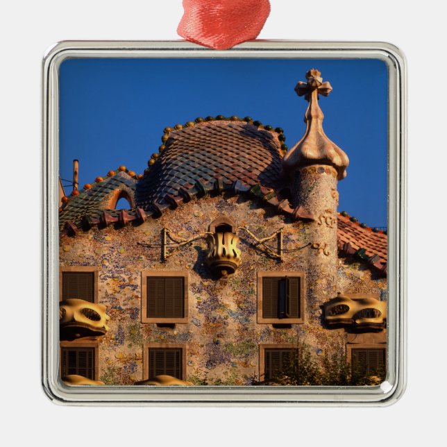 Casa Batilo, Gaudi Architecture, Barcelona, Metal Tree Decoration (Front)