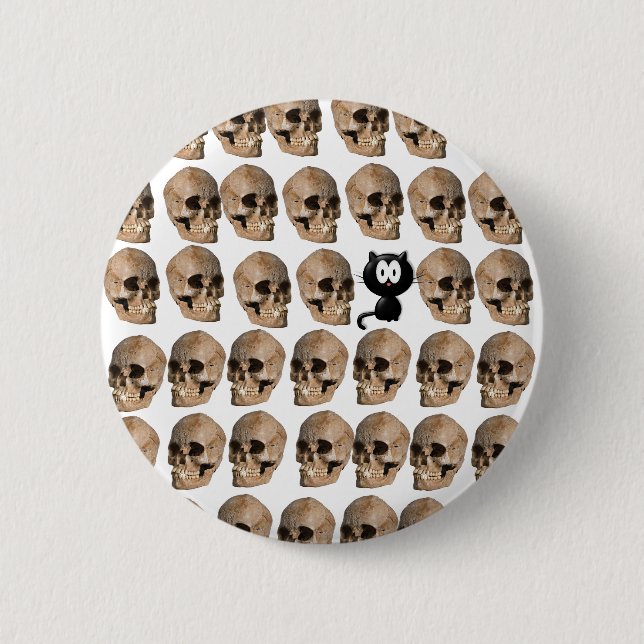 Cat Amongst The Skulls 6 Cm Round Badge (Front)