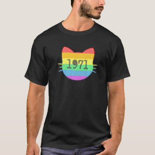 Cat Born In Year 1971 51 Years Old Birthday Cat Mo T-Shirt