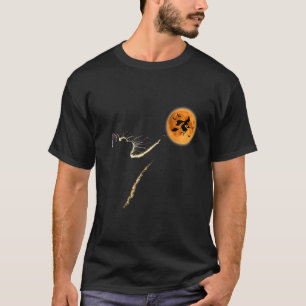 Cat Catching The Moon Witch Cat Halloween Costume T-Shirt