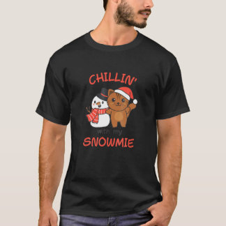Cat Chillin With My Snowmie Snowman Pun T-Shirt