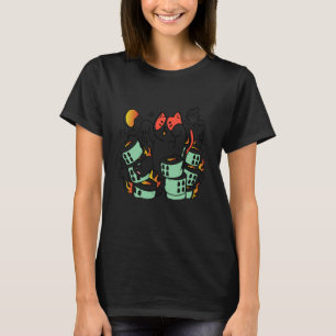 Cat destroys houses buildings T-Shirt
