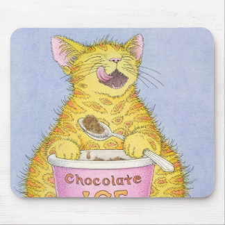 CAT eating ice cream Mouse Pad