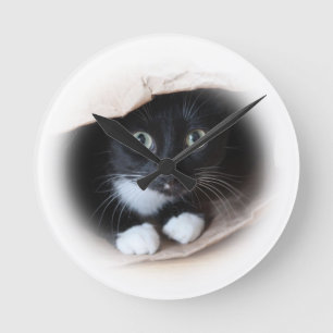 Cat in a bag round clock