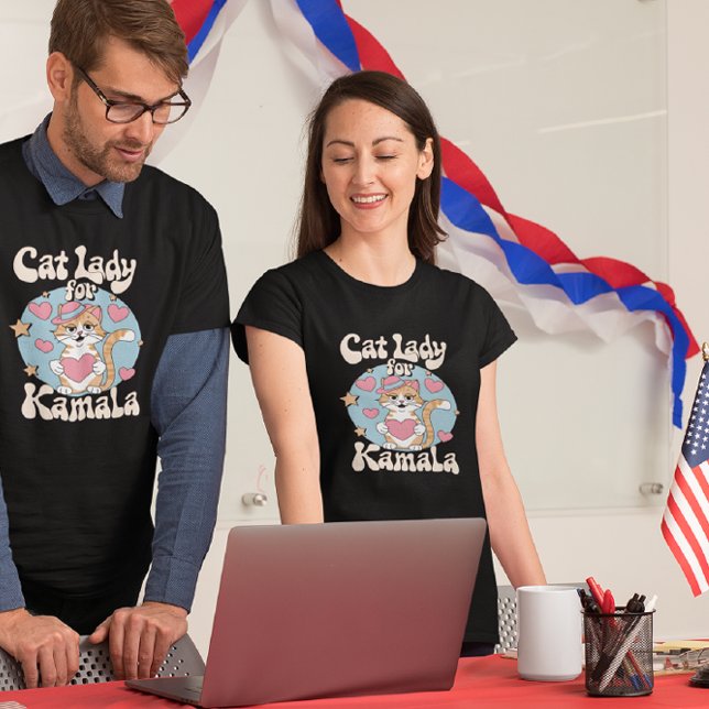 Cat lady's sweet art supports Kamala T-Shirt (Creator Uploaded)